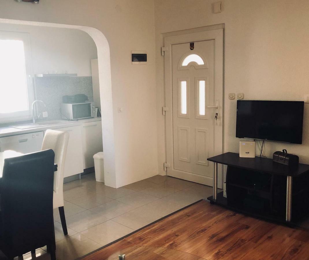 Apartman Stevic Pisak Extérieur photo